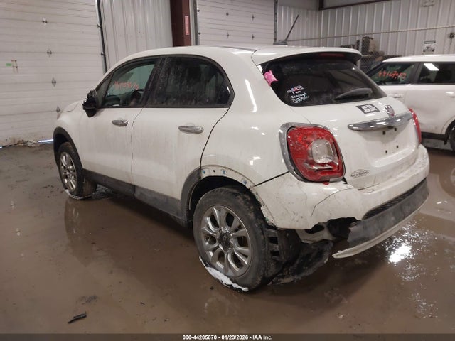 2016 FIAT 500X ZFBCFYBT6GP375705 Photo 2