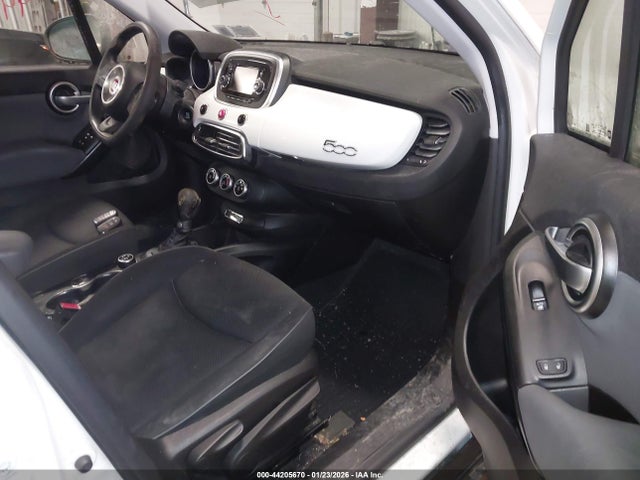 2016 FIAT 500X ZFBCFYBT6GP375705 Photo 4