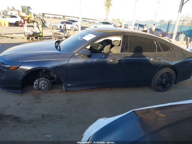 1HGCY1F42SA055683 Honda ACCORD SE