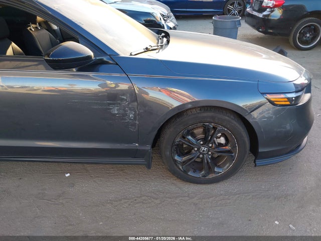 1HGCY1F42SA055683 Honda ACCORD SE