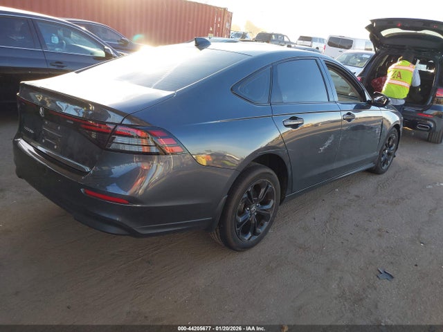 1HGCY1F42SA055683 Honda ACCORD SE