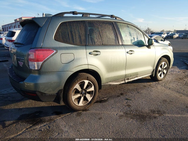 Subaru Forester 2.5i Premium 2017 JF2SJAGC4HH465312 Image 4