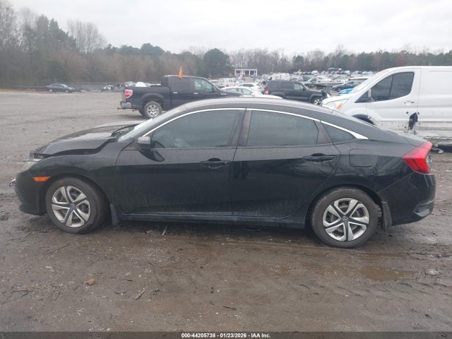 2018 Honda Civic Lx მანქანა იყიდება აუქციონზე, vin: 19XFC2F55JE041037, აუქციონის ნომერი: 44205738