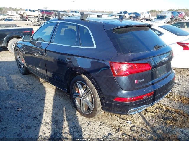 2018 AUDI SQ5 WA1A4AFY1J2229038 Photo 2