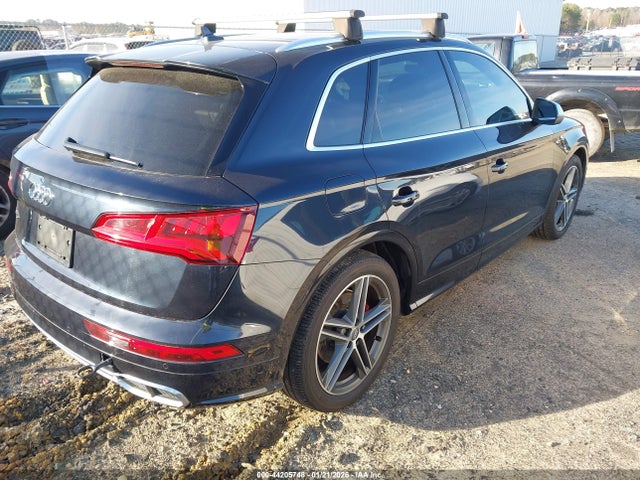 2018 AUDI SQ5 WA1A4AFY1J2229038 Photo 3