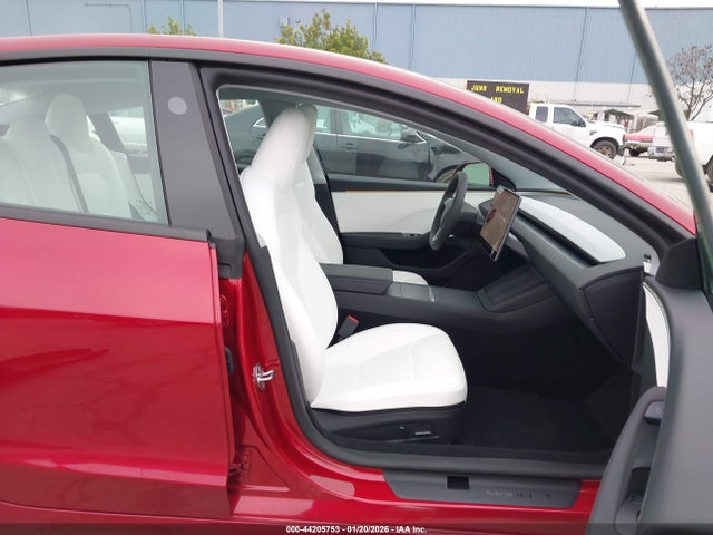 5YJ3E1EA0SF049208 Tesla Model 3 Long Range Rear-wheel Drive/standard Rear-wheel Drive