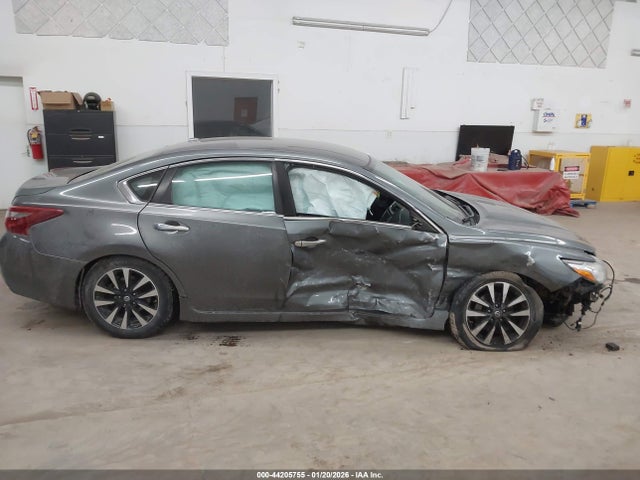 1N4AL3AP9JC193795 Nissan Altima 2.5 Sv