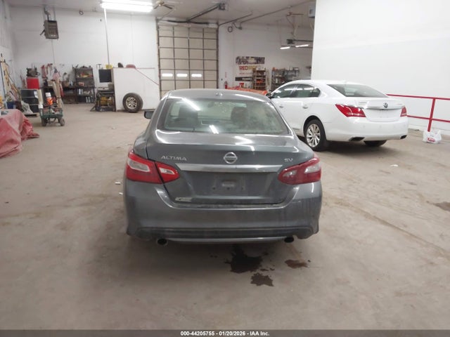 1N4AL3AP9JC193795 Nissan Altima 2.5 Sv