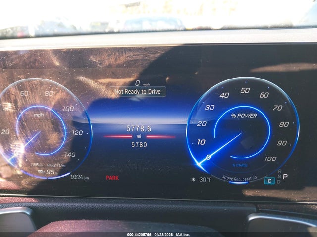 44205766 :رقم المزاد ، W1N9M0KB3RN078176 vin ، 2024 Mercedes-benz Eqb 300 Suv 4matic مزاد بيع