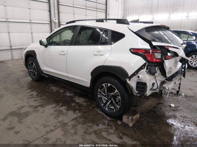 Продаж на аукціоні авто 2024 Subaru Crosstrek Premium, vin: JF2GUADC2R8320496, номер лоту: 44205774