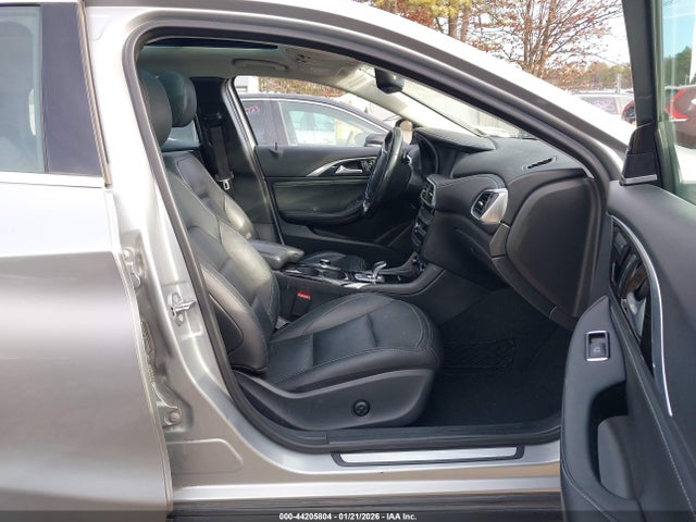 Aukcja sprzedaży 2018 Infiniti Qx30 Essential, vin: SJKCH5CR2JA005626, numer aukcji: 44205804