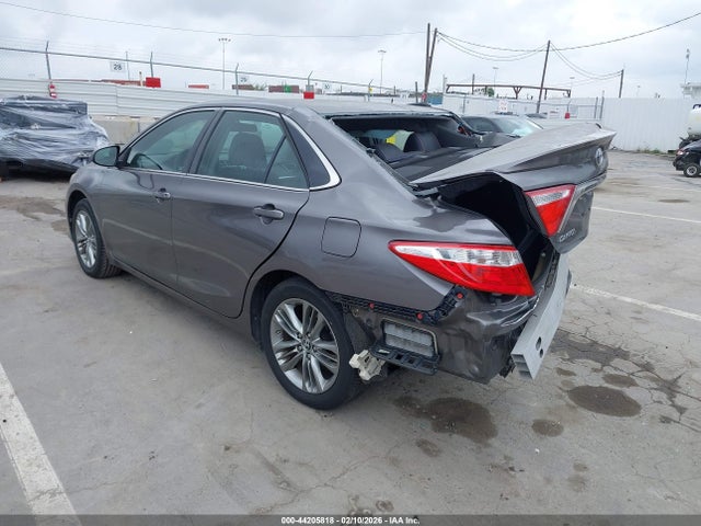 2015 TOYOTA CAMRY 4T1BF1FK3FU092546 Photo 2