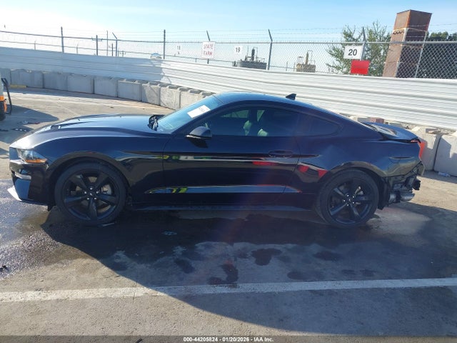 Ford Mustang Ecoboost Premium Fastback 2022 1FA6P8TH1N5127720 Image 15