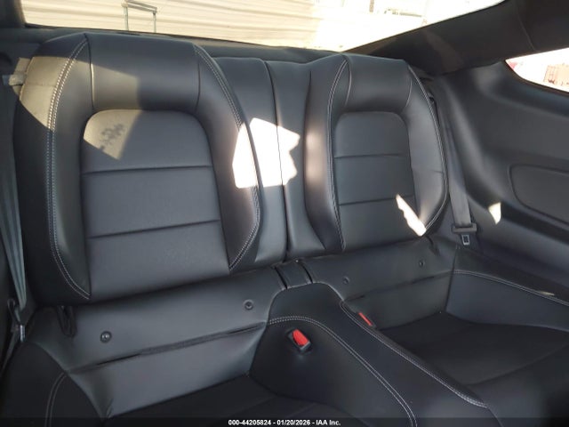 Ford Mustang Ecoboost Premium Fastback 2022 1FA6P8TH1N5127720 Image 8