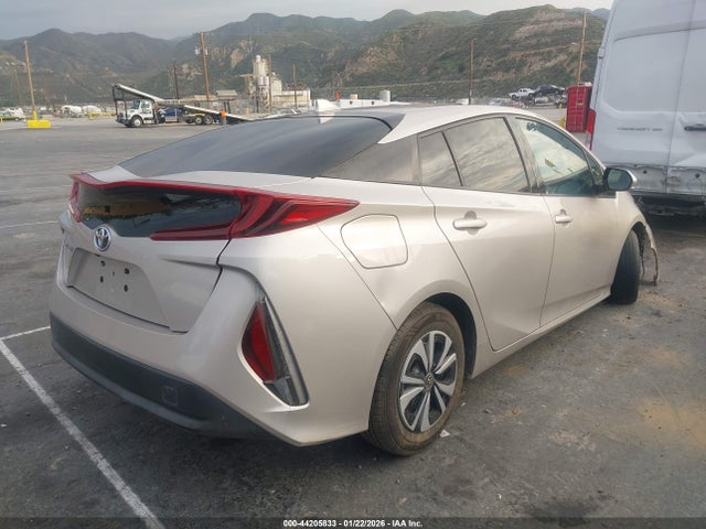 JTDKARFP6H3048689 Toyota Prius Prime Premium