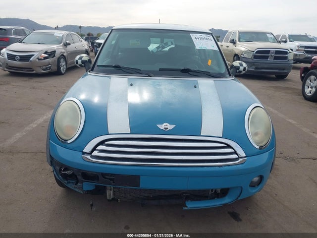 2008 MINI COOPER WMWMF33548TT61425 Photo 5