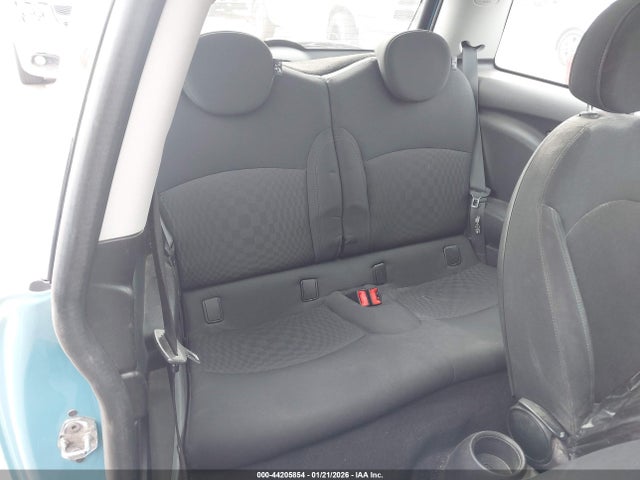 2008 MINI COOPER WMWMF33548TT61425 Photo 7