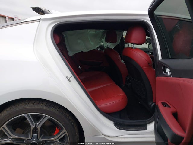 KNAE35LCXL6077702 KIA STINGER GT