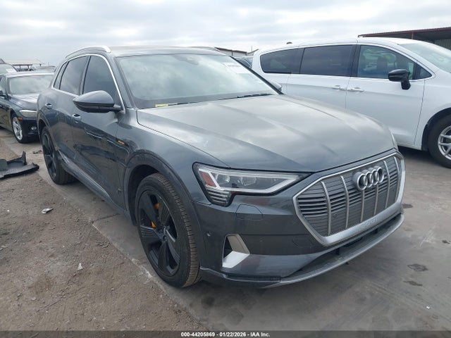 2019 AUDI E-TRON WA1VAAGE1KB007017
