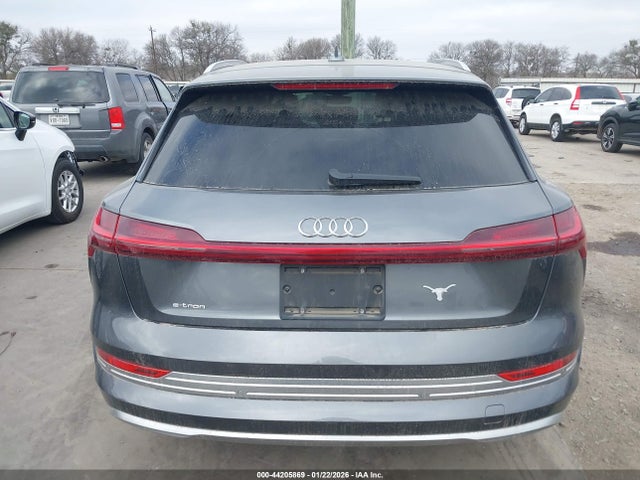 WA1VAAGE1KB007017 Audi E-tron Premium Plus