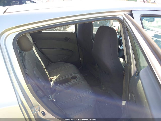 Chevrolet Spark 1lt Auto 2014 KL8CD6S90EC516227 Image 8