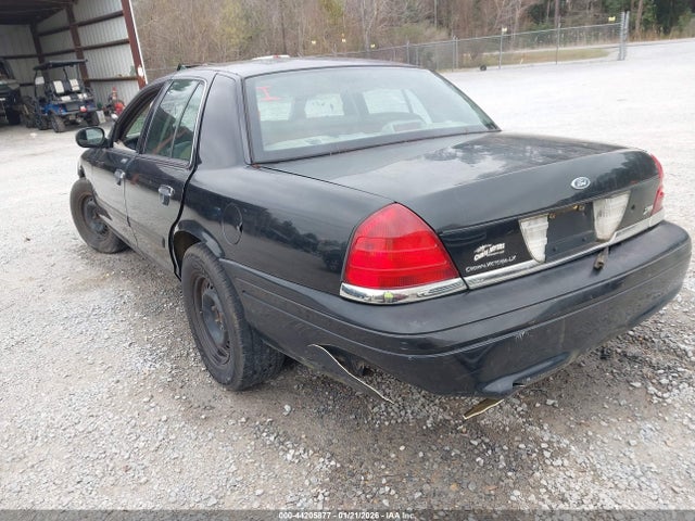 2011 FORD CROWN VICTORIA 2FABP7EV5BX140167 Photo 2