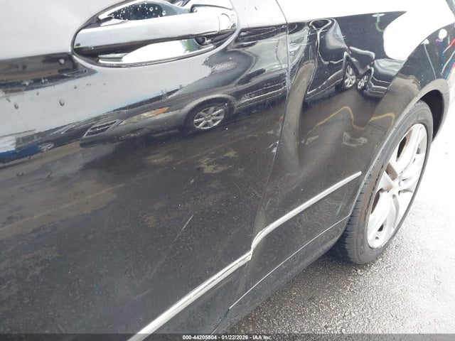 2011 Mercedes-benz E 350 მანქანა იყიდება აუქციონზე, vin: WDDKK5GF9BF107841, აუქციონის ნომერი: 44205904