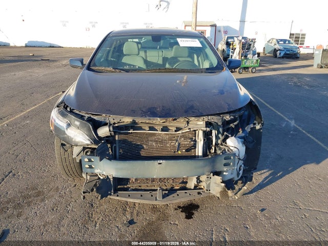 1G1ZD5ST1KF159179 Chevrolet MALIBU LT