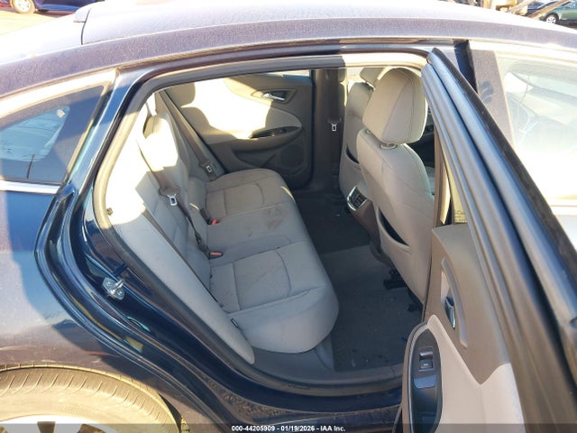 1G1ZD5ST1KF159179 Chevrolet MALIBU LT