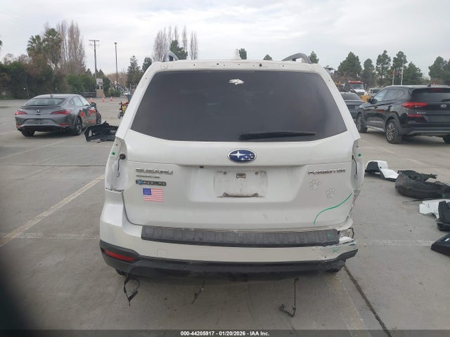 JF2SJAWC6JH560056 Subaru Forester 2.5i Touring