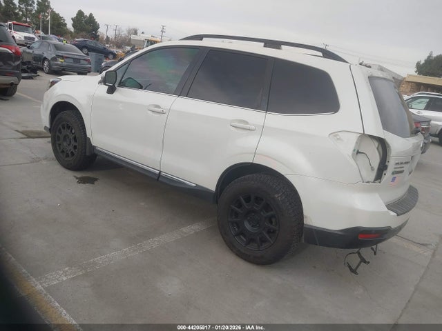 JF2SJAWC6JH560056 Subaru Forester 2.5i Touring