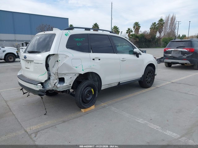 JF2SJAWC6JH560056 Subaru Forester 2.5i Touring