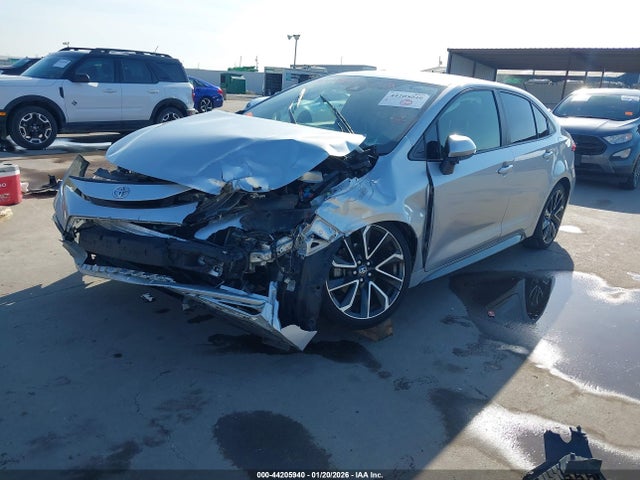 2020 TOYOTA COROLLA JTDS4RCE8LJ024571 Photo 1