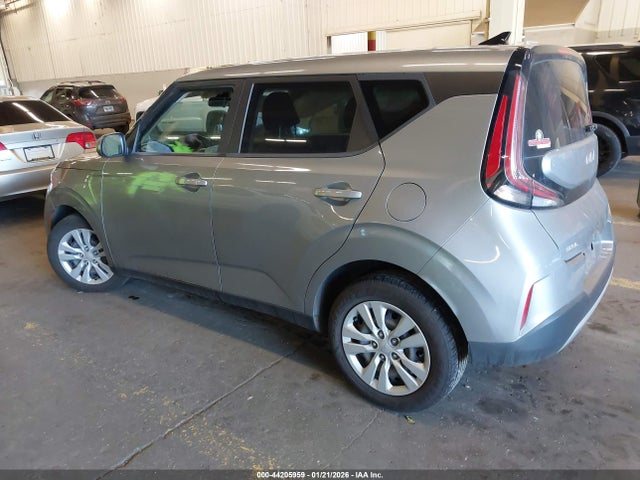 KNDJ23AU3P7844343 KIA SOUL LX