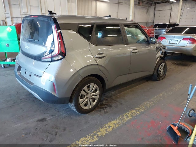 KNDJ23AU3P7844343 KIA SOUL LX