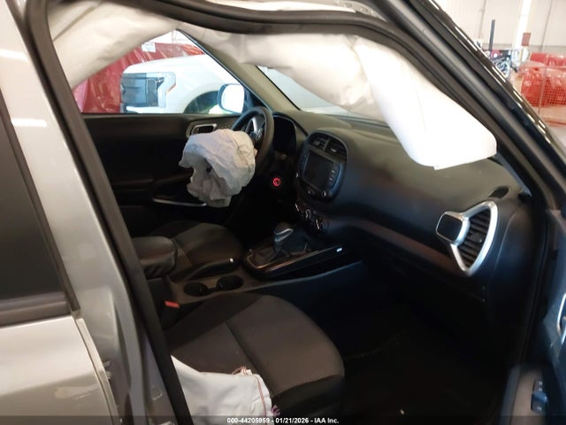 KNDJ23AU3P7844343 KIA SOUL LX
