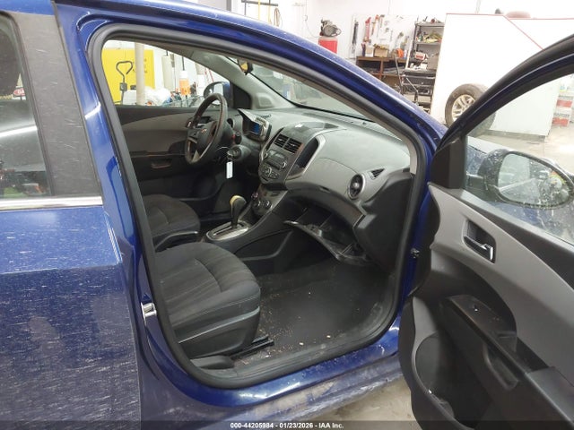 1G1JC5SH1E4168749 Chevrolet Sonic Lt Auto
