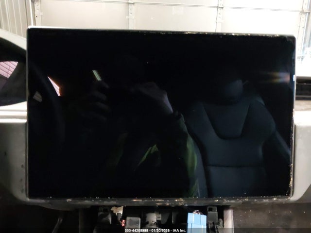 2023 TESLA MODEL X 7SAXCAE56PF431067 Photo 6