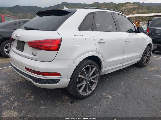 2018 AUDI Q3 WA1JCCFS0JR023808 Photo 3