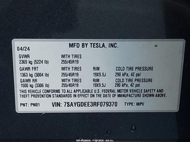 2024 Tesla Model Y Long Range Dual Motor All-wheel Drive მანქანა იყიდება აუქციონზე, vin: 7SAYGDEE3RF079370, აუქციონის ნომერი: 44206039