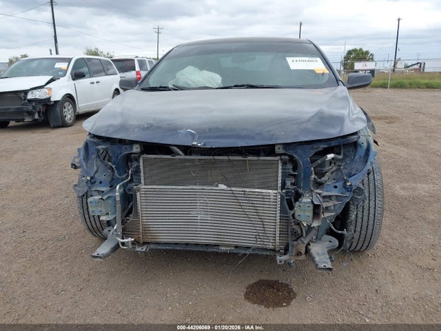 1G1ZB5ST0JF153815 Chevrolet Malibu 1ls