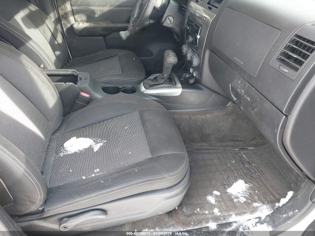 2008 HUMMER H3 SUV 5GTEN13E388190595 Photo 4