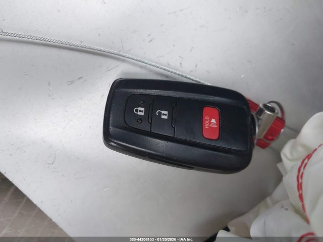 Toyota Prius Three 2016 JTDKARFU3G3022037 Image 11