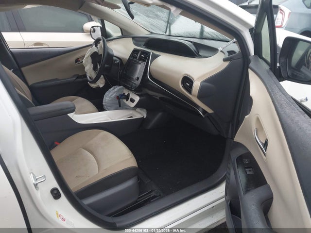 Toyota Prius Three 2016 JTDKARFU3G3022037 Image 5