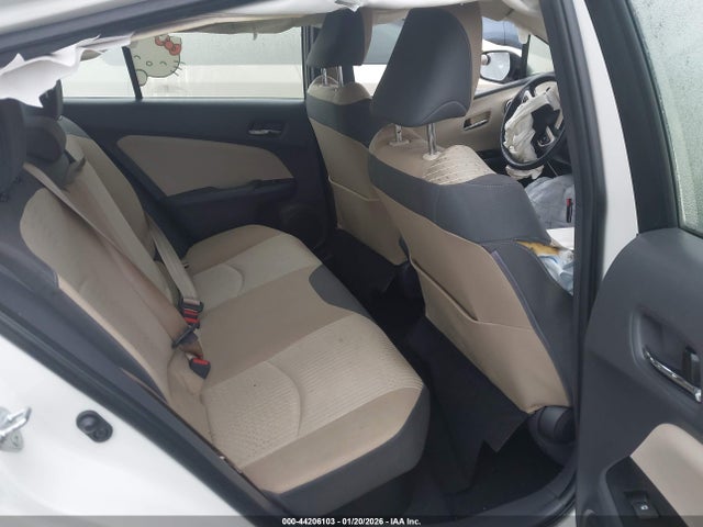 Toyota Prius Three 2016 JTDKARFU3G3022037 Image 8