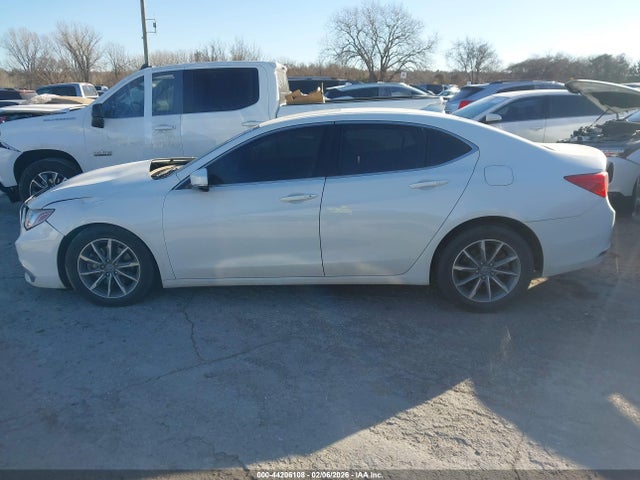 44206108 :رقم المزاد ، 19UUB1F54JA011150 vin ، 2018 Acura Tlx Tech Pkg مزاد بيع