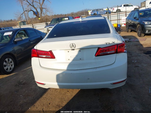 44206108 :رقم المزاد ، 19UUB1F54JA011150 vin ، 2018 Acura Tlx Tech Pkg مزاد بيع