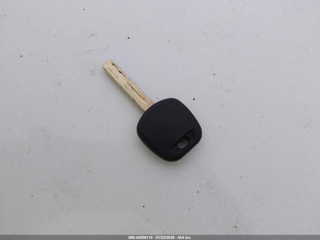 4T1B11HK6KU182957 Toyota CAMRY LE