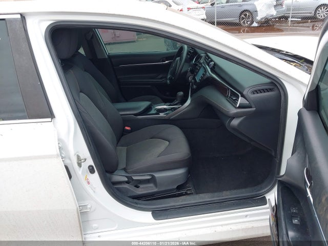 4T1B11HK6KU182957 Toyota CAMRY LE