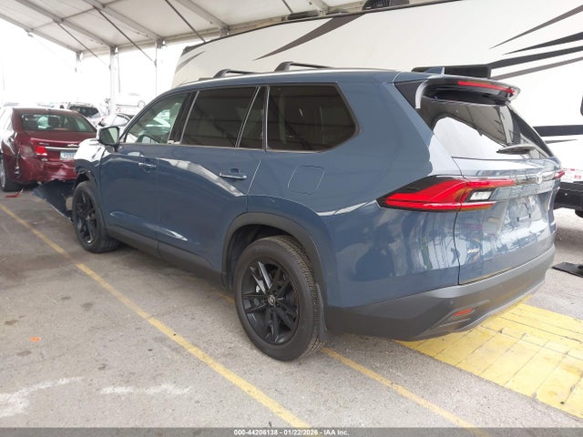 Toyota Grand Highlander Platinum 2024 5TDAAAB58RS066340 Image 3